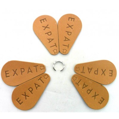 Custom embossed pu leather label tag hang tag for handbag and clothing